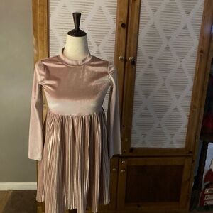 Girls Elegant Velvet Dress